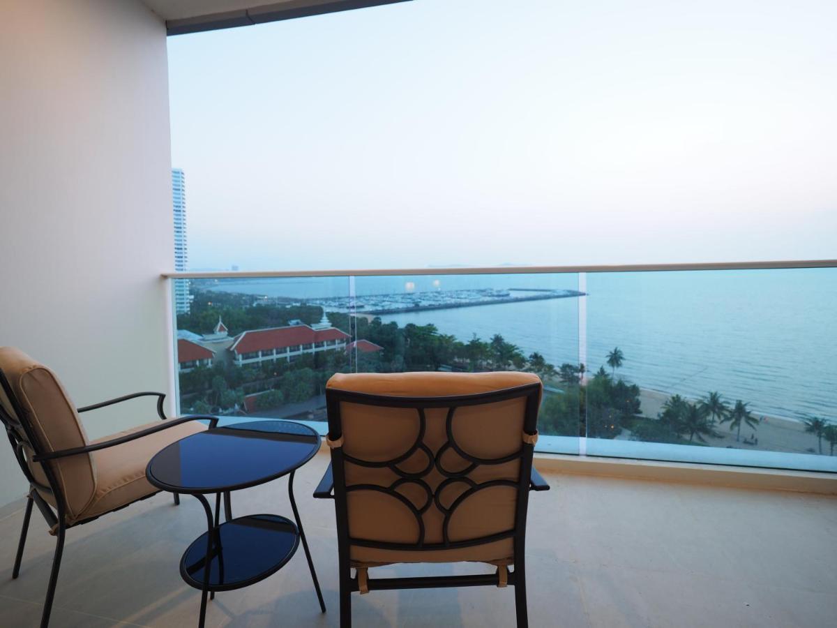 Movenpick Residences Pattaya With Ocean View На Джомтьен Экстерьер фото