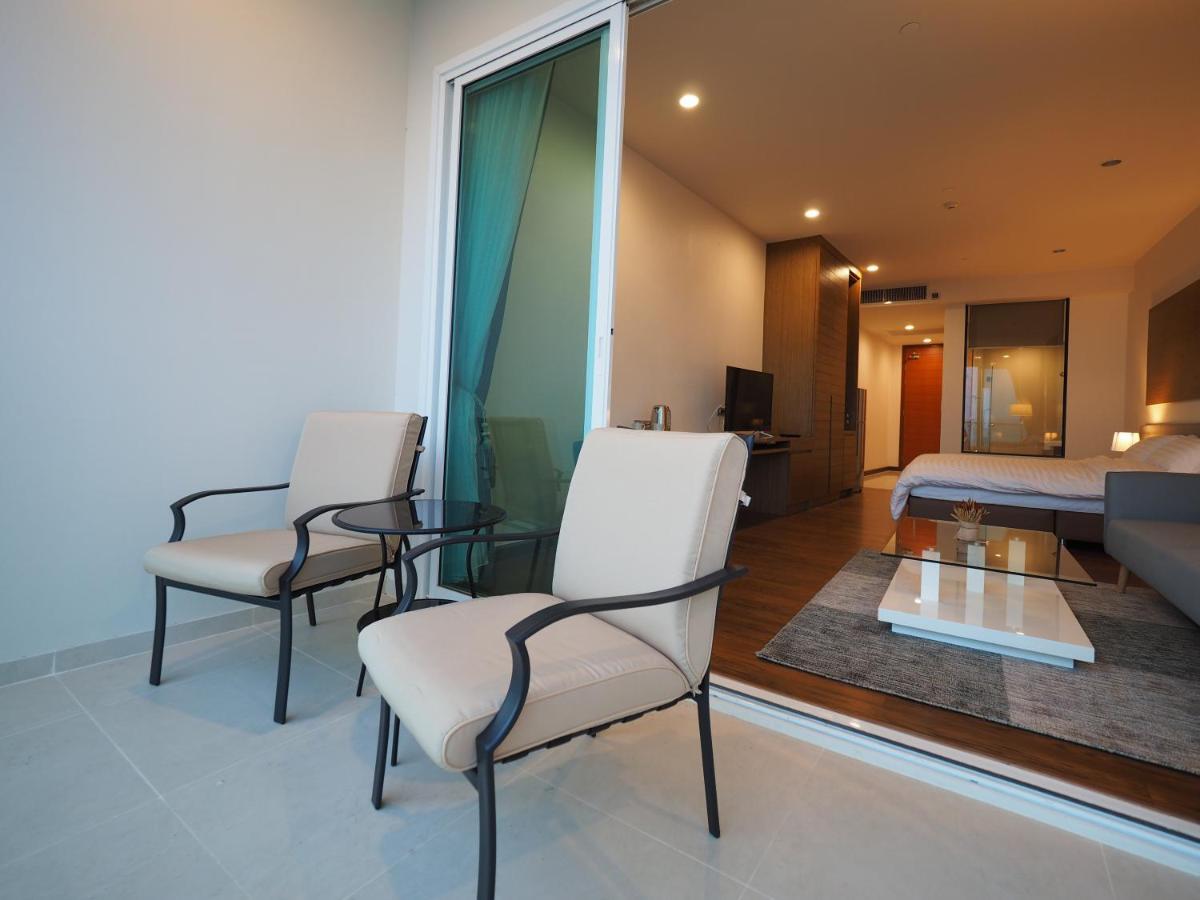 Movenpick Residences Pattaya With Ocean View На Джомтьен Экстерьер фото