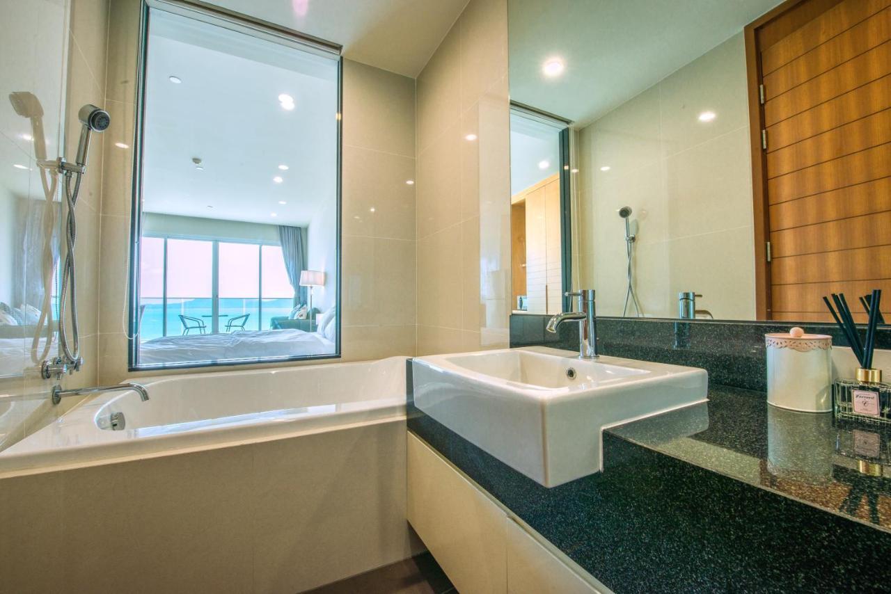 Movenpick Residences Pattaya With Ocean View На Джомтьен Экстерьер фото